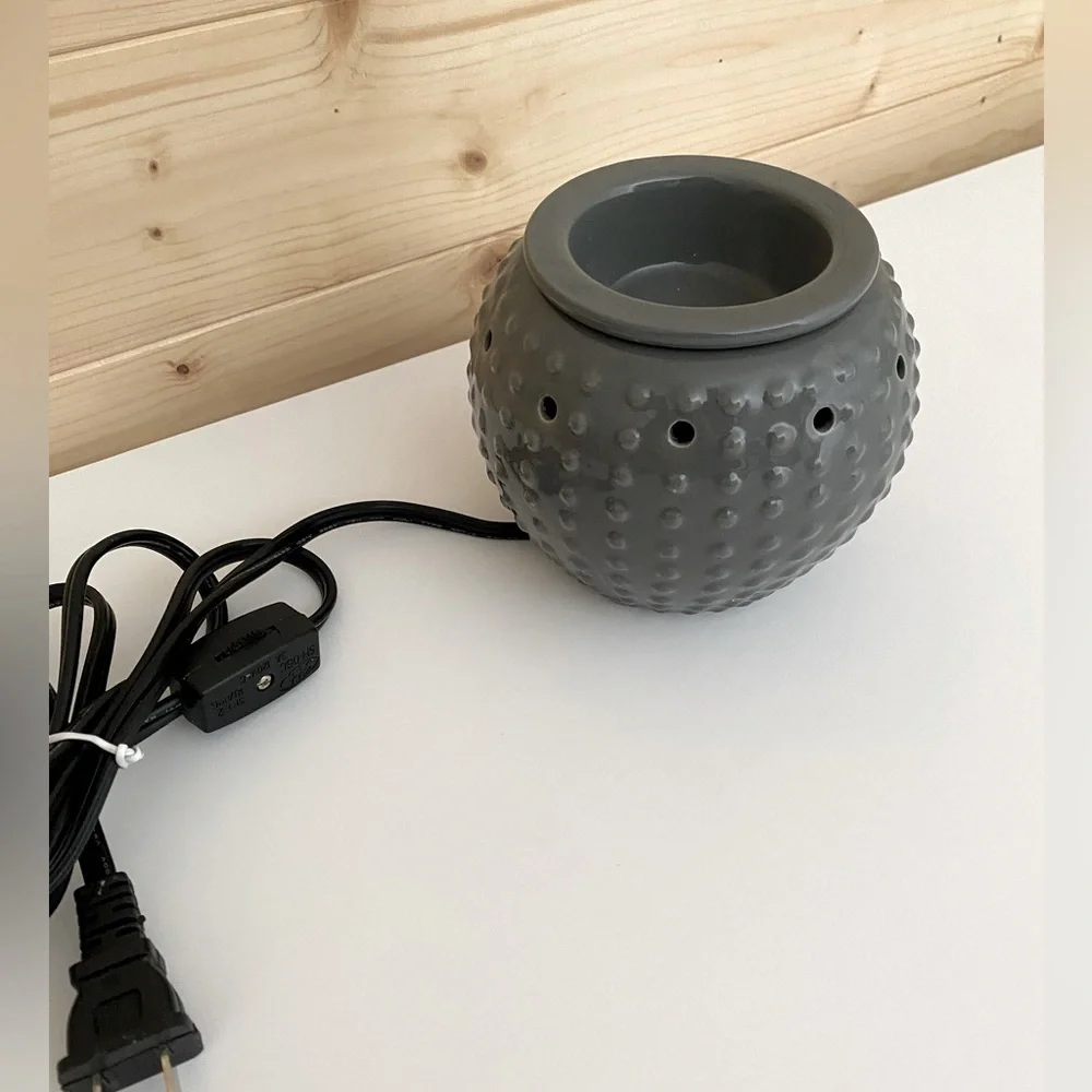 Gray Hobnail High Gloss Candle Wax Warmer Round Pacific Trade International